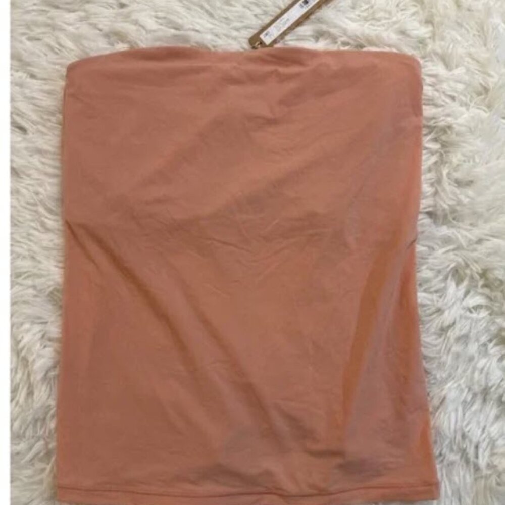 NWT SKIMS  Fits Everybody Tube Top in Desert Clay Size Medium - Picture 5 of 7